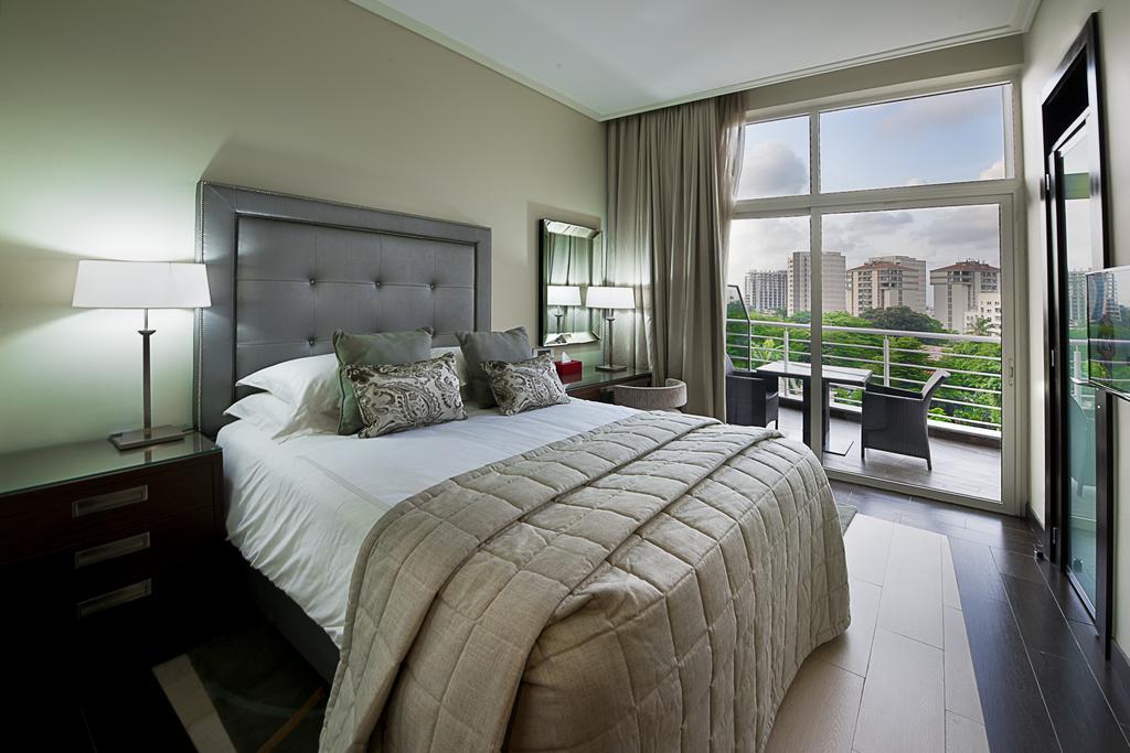The George Hotel Lagos Luaran gambar