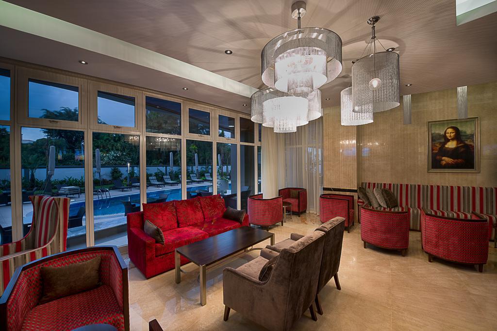 The George Hotel Lagos Luaran gambar