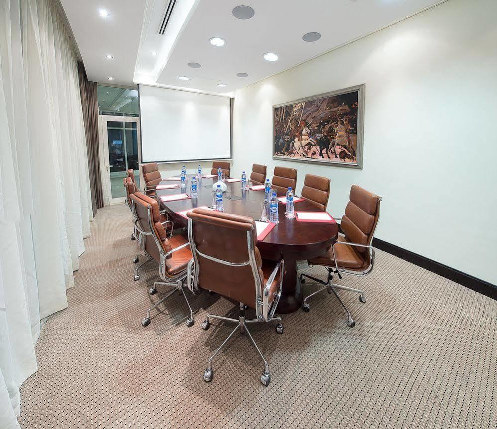 The George Hotel Lagos Luaran gambar